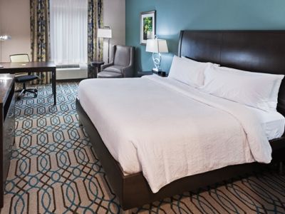 Hilton Garden West 3*