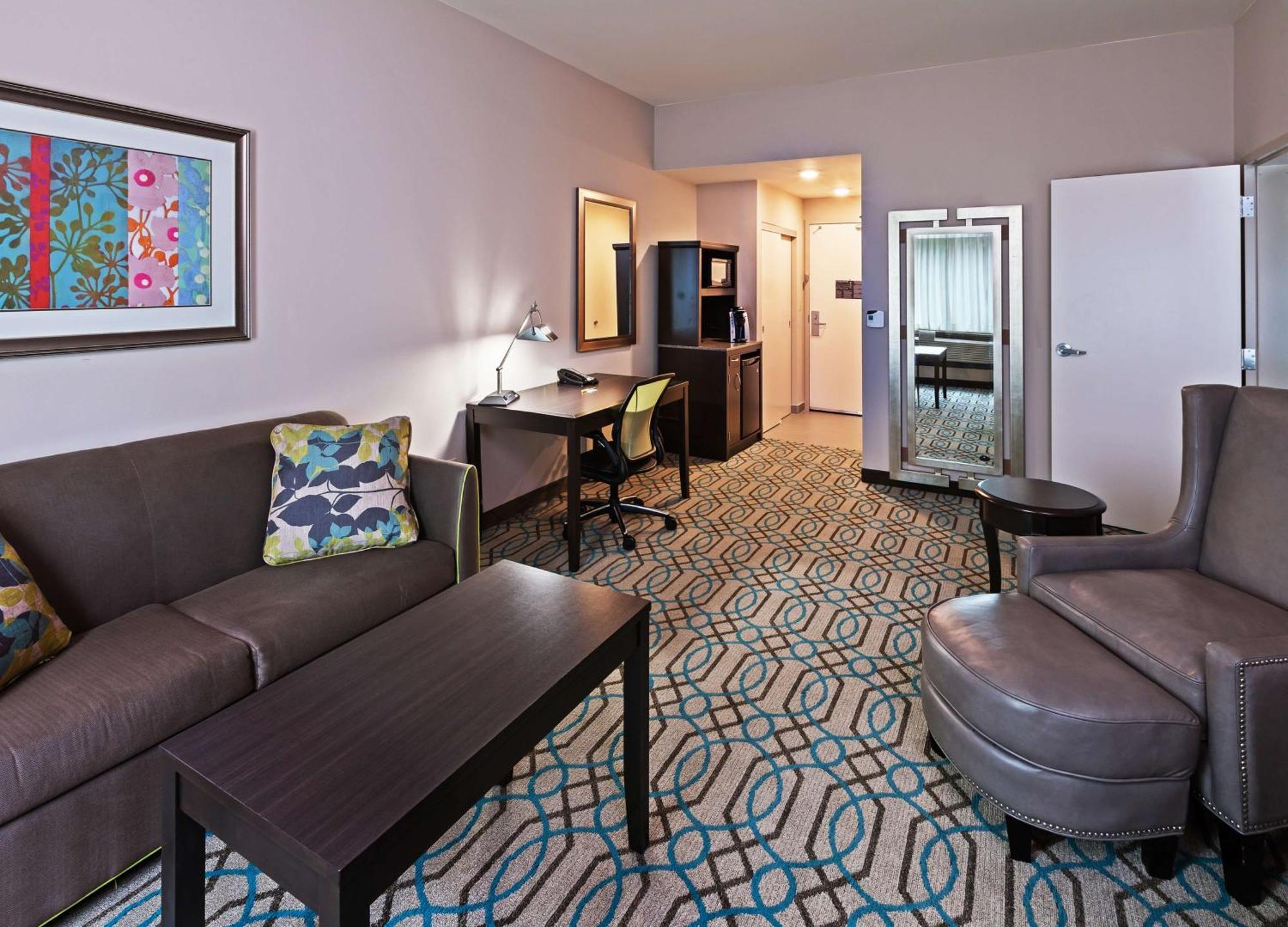 Mini-hôtel Hilton Garden West 3*